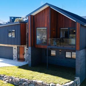 Rawson Retreat - Spa, EV outlet and Premium Luxury