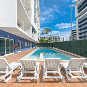 Casa Azul, Fast WI-FI, Airco, Pool & BBQ near The Beach Praia da Rocha