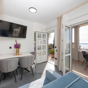 Apartment in Okrug Gornji with sea view, air conditioning, WiFi, washing machine 5049-1