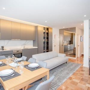 Liiiving in Porto - Design Bright House