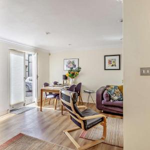 2 Bed in Bath oc-bhr16