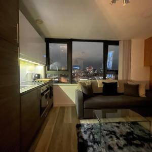 Radio City Apartments City Centre sleeps 4