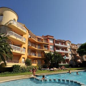 Apartment in Empuriabrava by the Beach