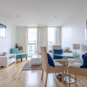 Sleek & Sunny 1BD Flat Near Greenwhich - Deptford!