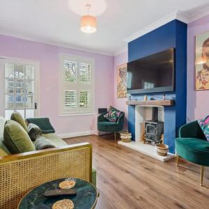 Victorian Cottage, Close 2 All The Sights, Parking - By Tempstay