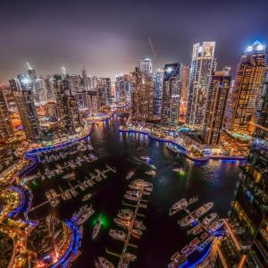 Luxurious 3BR Maid room 33rd Floor Marina Gate