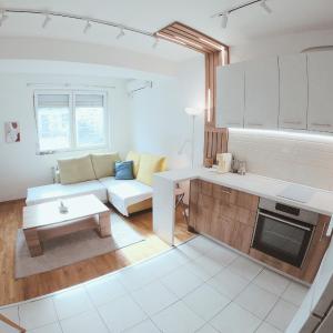 Oleander Apartment