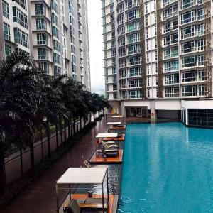 CharmsStays Central Residence Sg Besi