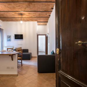 Castro Pretorio Central Flat - Metro & Termini Hub