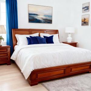 Elegant Room with Ensuite Bath in Luxury Villa near Disney