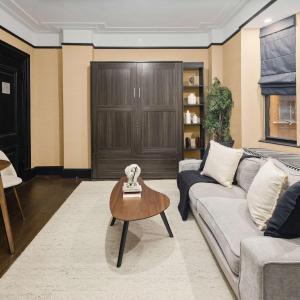 Beautiful Apt Near Times Square with GYM & PATIO
