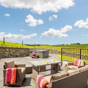 4 Bed in Betws-y-coed oc-87315