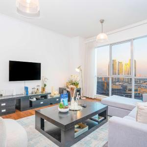 HomesGetaway-The Residences Tower 1 3BR Downtown-Emaar