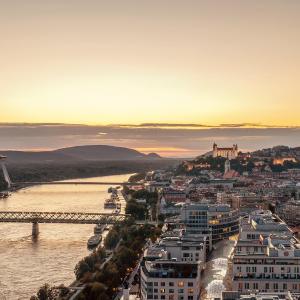 Premium Suite, RIVER & OLD TOWN VIEW,FREE PARKING