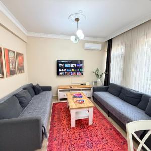 Sari Apartments