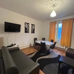 STRASBOURG CENTRE le 85, Superbe F5, 125m2, 5 Pièces
