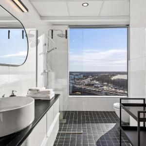 Revalia Fahle Airport Bus-Station Apartments with Best views