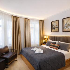 Double DD Hotel