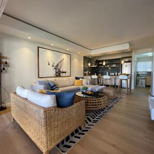 Waterfront Cottage B2