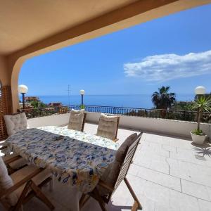 Solemare Letojanni apartment