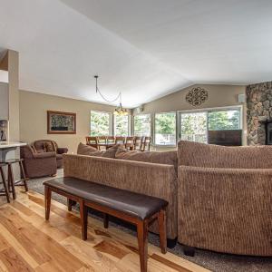 Garret's Place By Hauserman Rentals