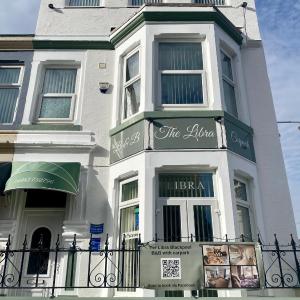 The Libra - Adults Only B&B with guaranteed carpark