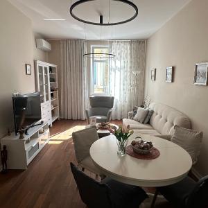 Sofo house