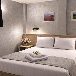 Hotel Aris
