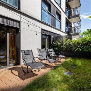Urban Apartments - Luxury 2-Bedroom, Mennica Residence&144