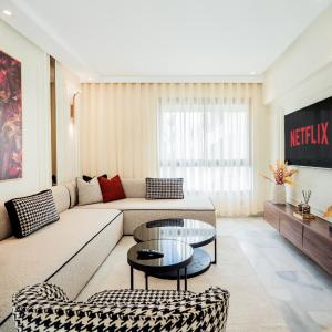 Le yacht apartment oceanfront residence 2 BR 2 BA