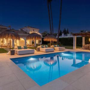 VACATION MARBELLA I Villa Sirio, Golf-Front Villa, Private Heated Pool, BBQ, Privacy, World-Class Dining, 10 min from Puerto Banus
