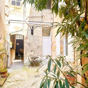 Charming little apartment in the heart of Bordeaux