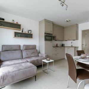 Casiola - Spacious & light apartment with double terrace