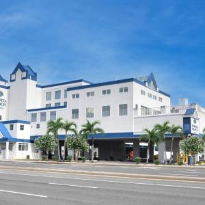Bonita Beach Hotel