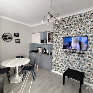 Grand-Tourist Center Point Apartments
