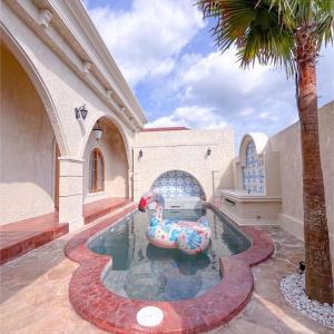 Princessa Villa by Raminten