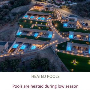 Deos Luxury Suites - Adults Only