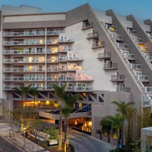 Hyatt Centric Delfina Santa Monica
