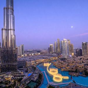 Direct Burj Khalifa View I Minutes Walk to Dubai Mall I Stunning Fountain Views I One Lux Stay Grande Signature Residence