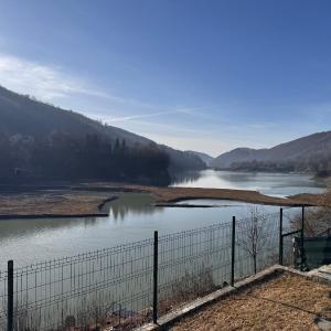 Doftana Lake House