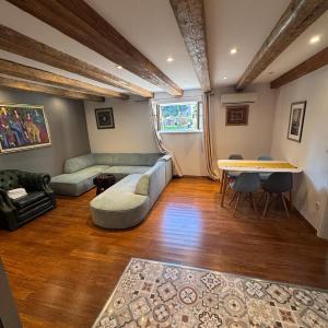 Seaside Zitta apartment