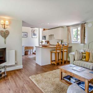 1 Bed in Cowes oc-ic084