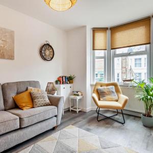 3 Bed in Cowes oc-93982