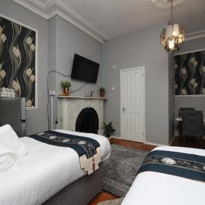 Woodville Lodge Leeds City Centre by OYO