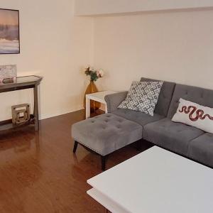 Private 2BR Suite -- Own Entrance -- Free Parking