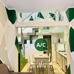 Central Torino MOLE 33 Loft with AC Walk Everywhere University Area