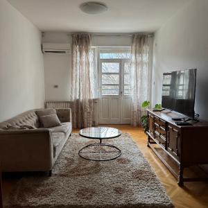 Courtyard Residence