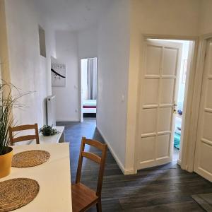 Stylish Riverside Rooms