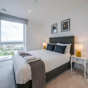 Luxury 2BR Sleeps 6 Wembley & Heathrow Direct