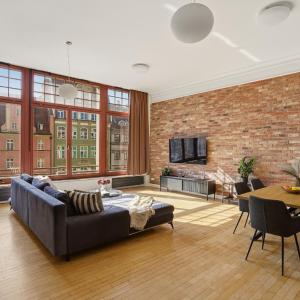 Amazing Market Square View - AC -150m2 AS HOME Apartamenty R503